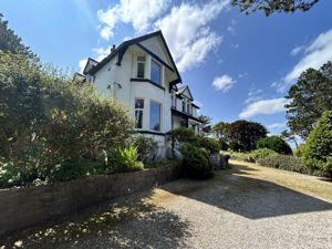 Photo 33- click for photo gallery